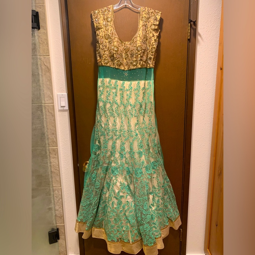 Custom made Saree/lehenga